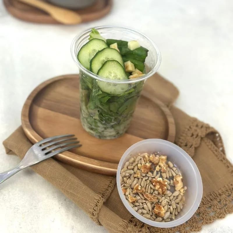 Mini Ensalada Pepinos con Manzana y Yogurt