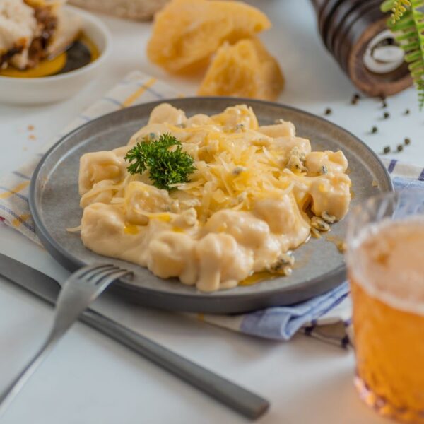 Ñoquis de Papas con Salsa tres Quesos Marca Tremus