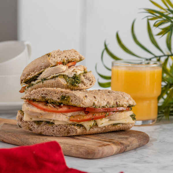 Baguette Multicereal Pollo Caprese, 255 g, Tremus