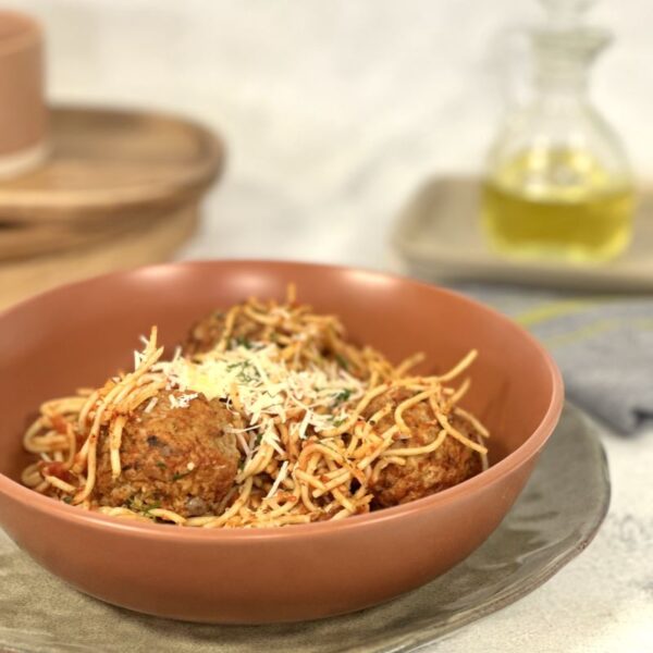 Albóndigas de Res con Espagueti Integral al Pomodoro, 380 g, Tremus