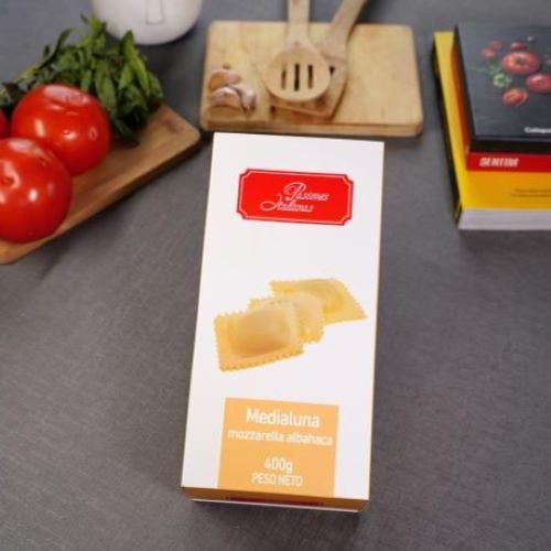 Medialuna Mozzarella Albahaca Congelado 400 grs Marca Pasiones Italianas